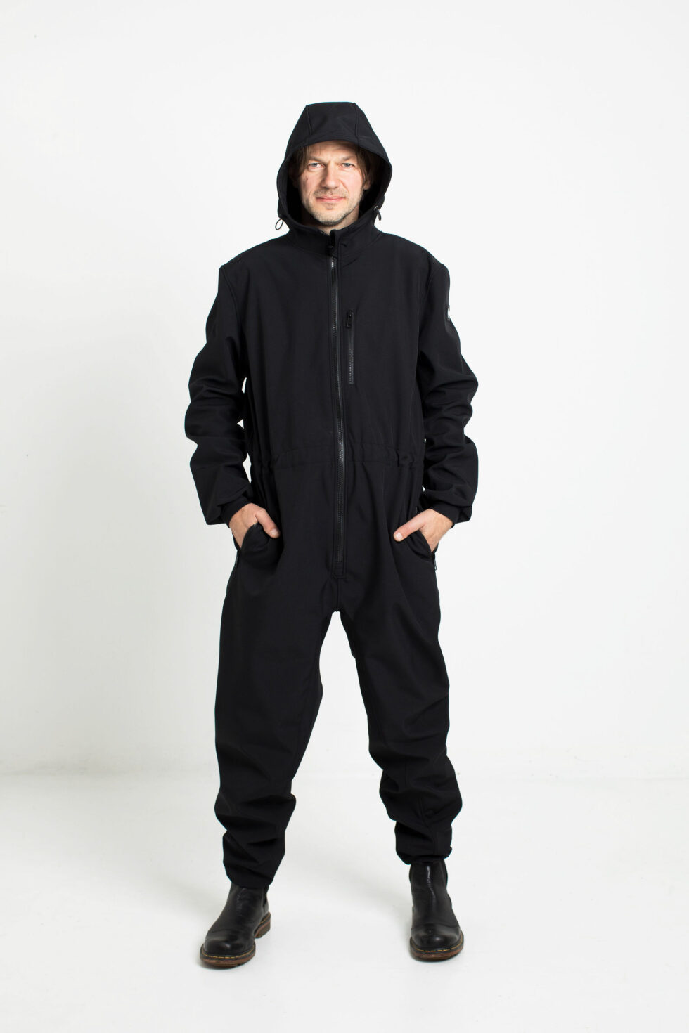 Miesten Softshell-haalari, musta - NUCKÖ 4 miesten-softshell-haalari-musta-nucko-03