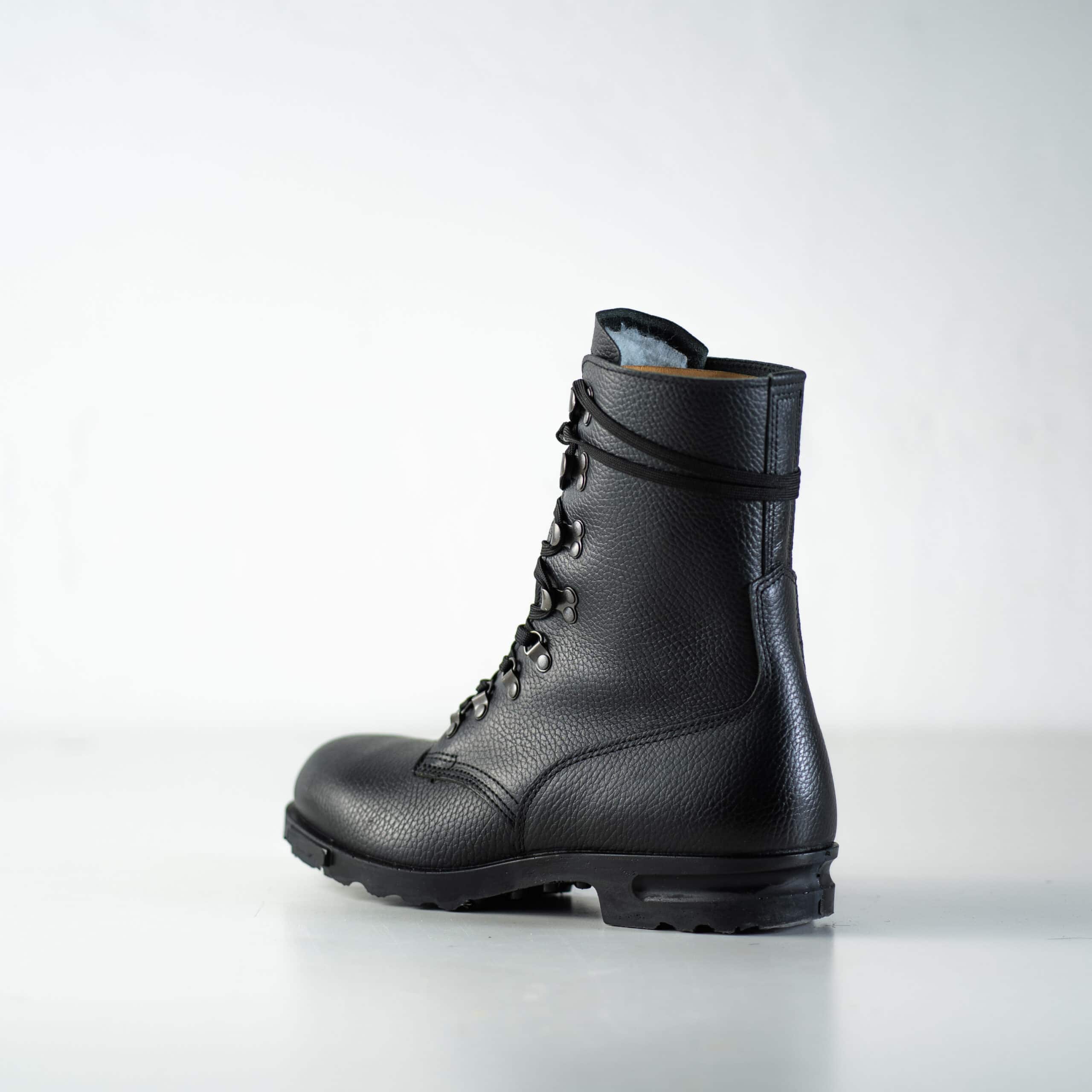 M77 Maiharit eli Norwegian Combat Boots 2 samelin-m77-maiharit-01